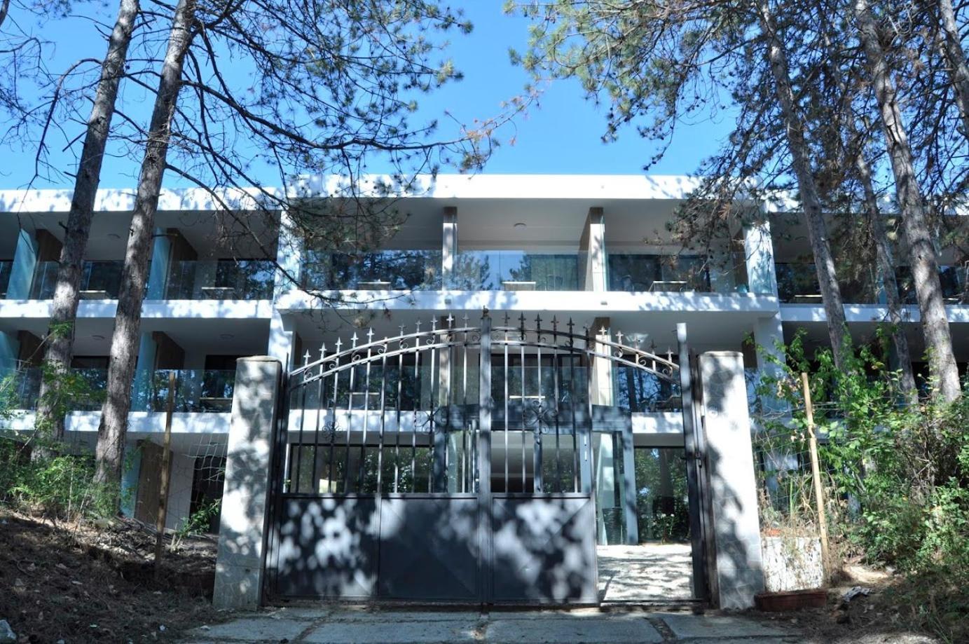 Teracite Aparthotel Varna Exterior photo